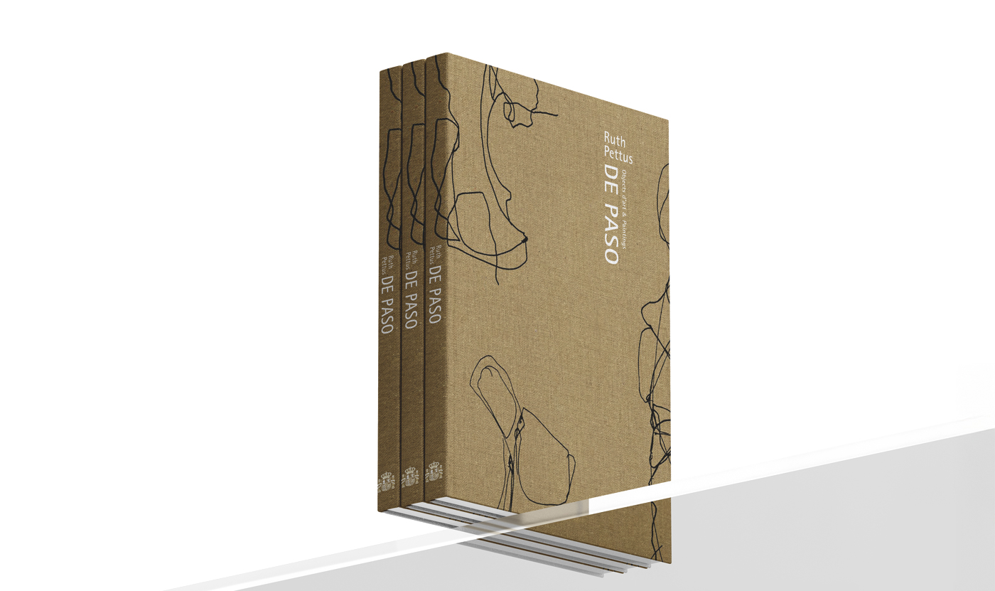 Catálogo para la exposición de Ruth Pettus «De Paso», en la Autoridad Portuaria de Santander.